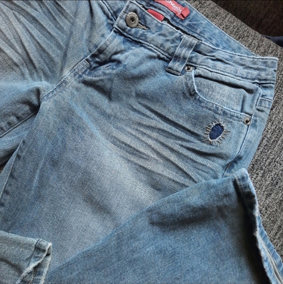 ~{Calvin Klein}~ Vintage patchwork flare jeans. - Picture 6 of 8